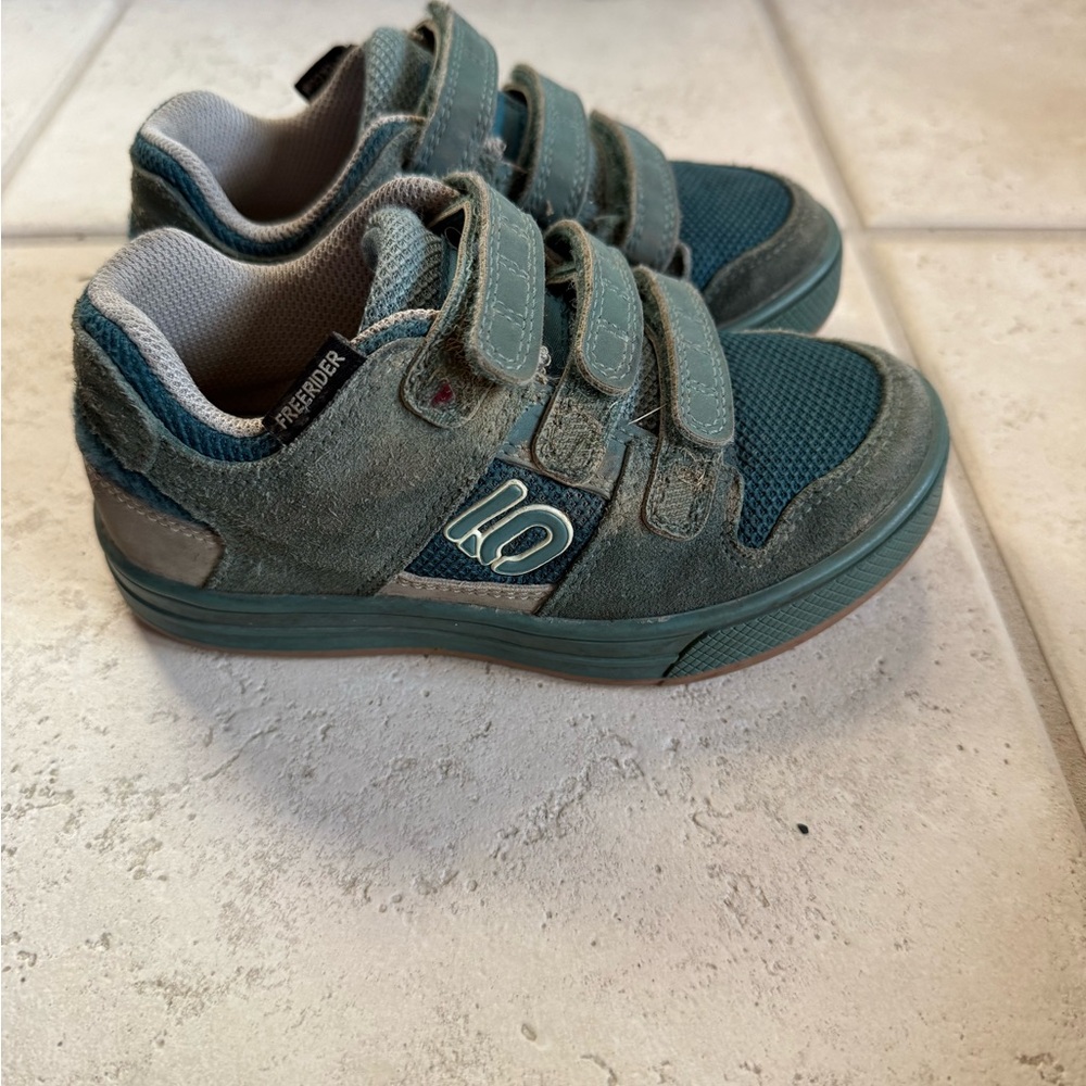 adidas Kids' Teal Velcro Sneakers